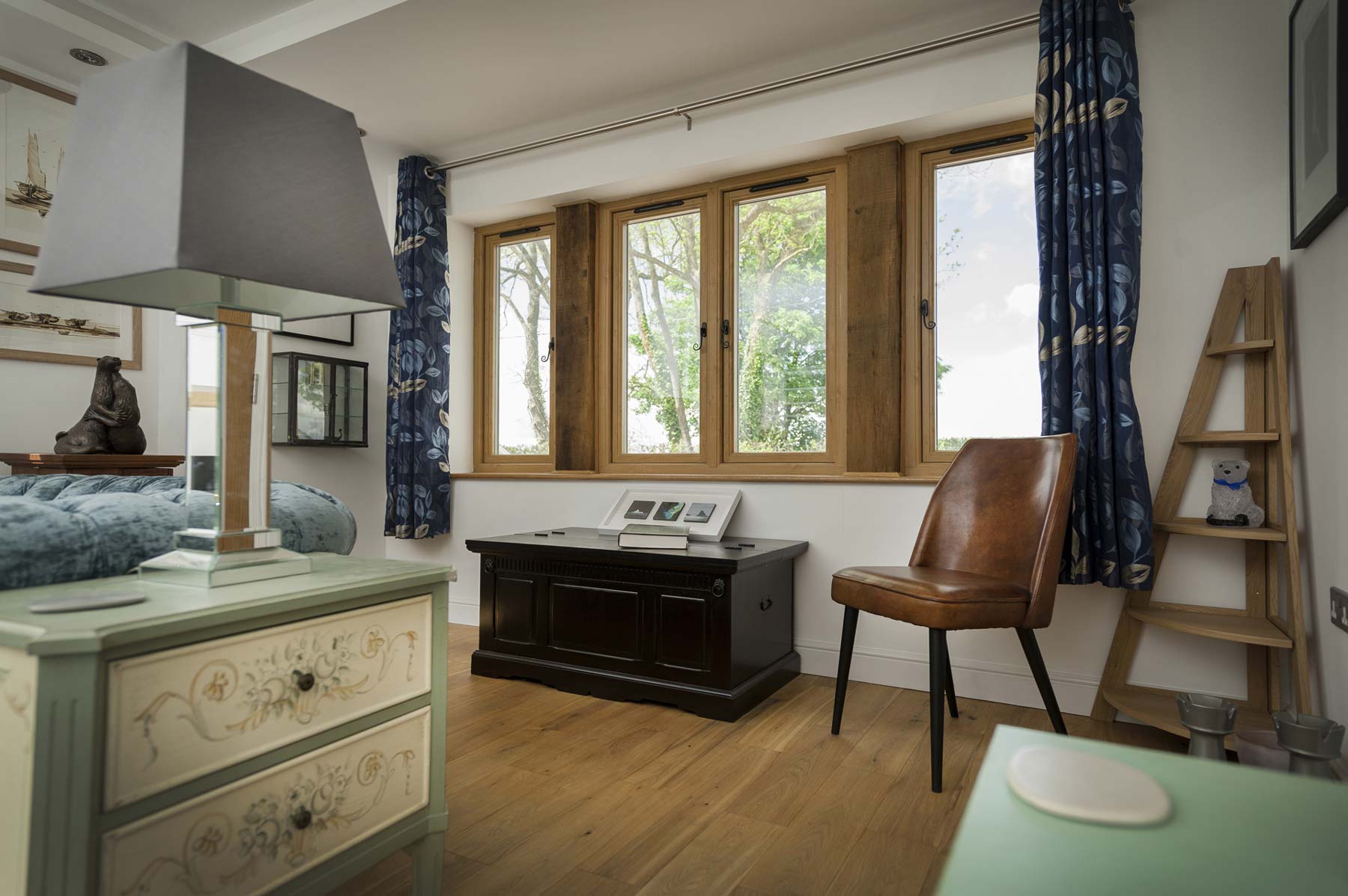residence windows ascot
