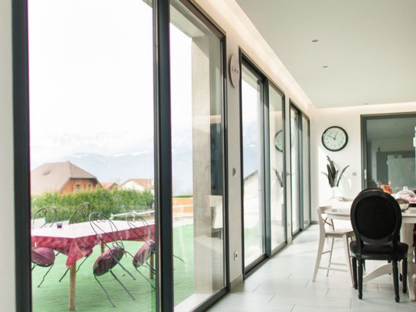 aluminium sliding doors guildford