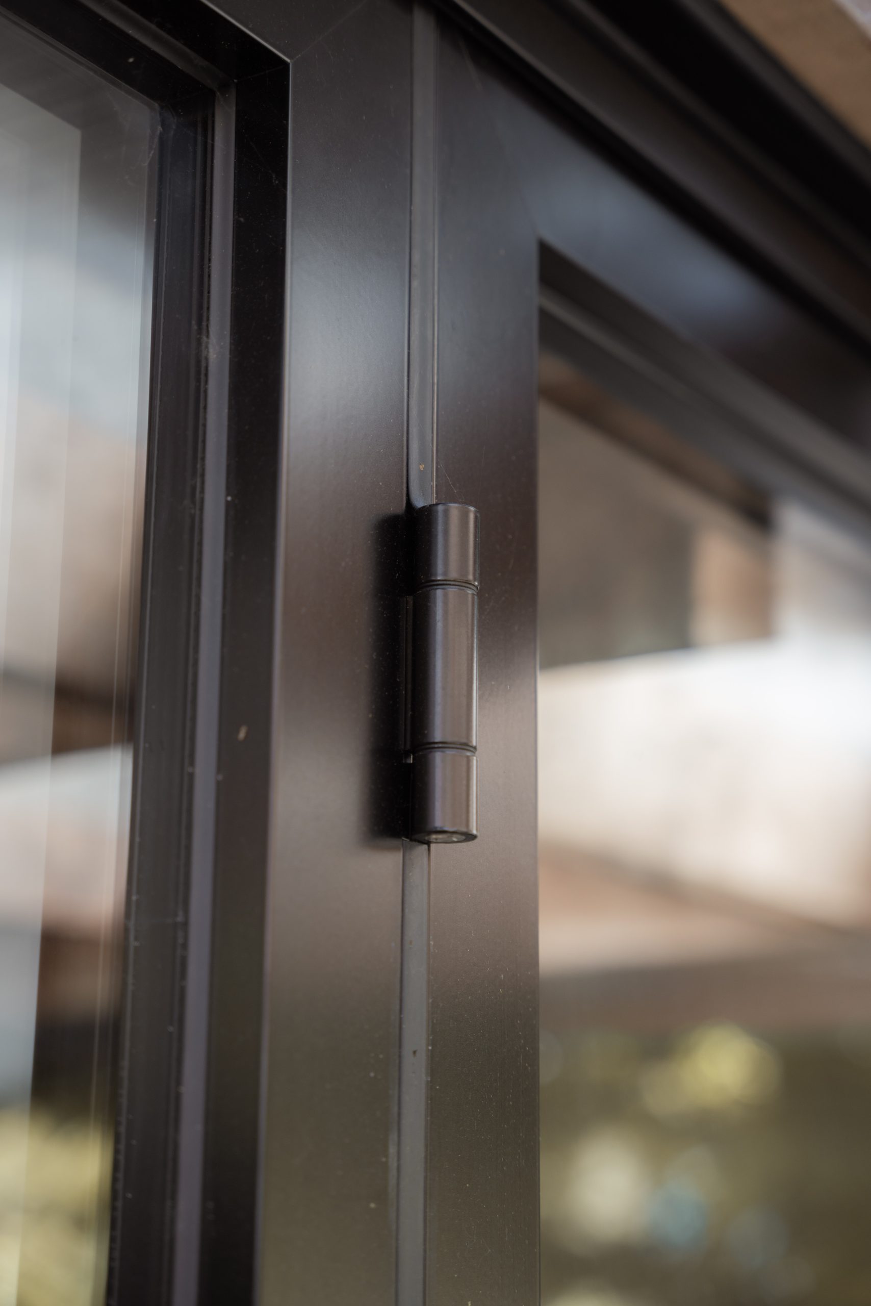 bifold door hinges