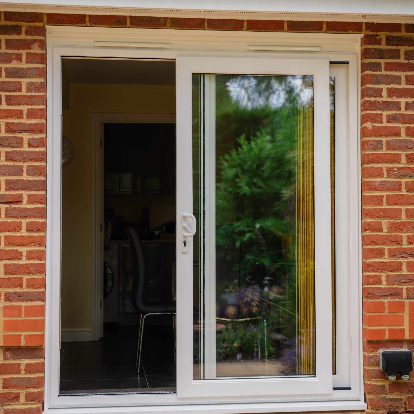 sliding doors guildford