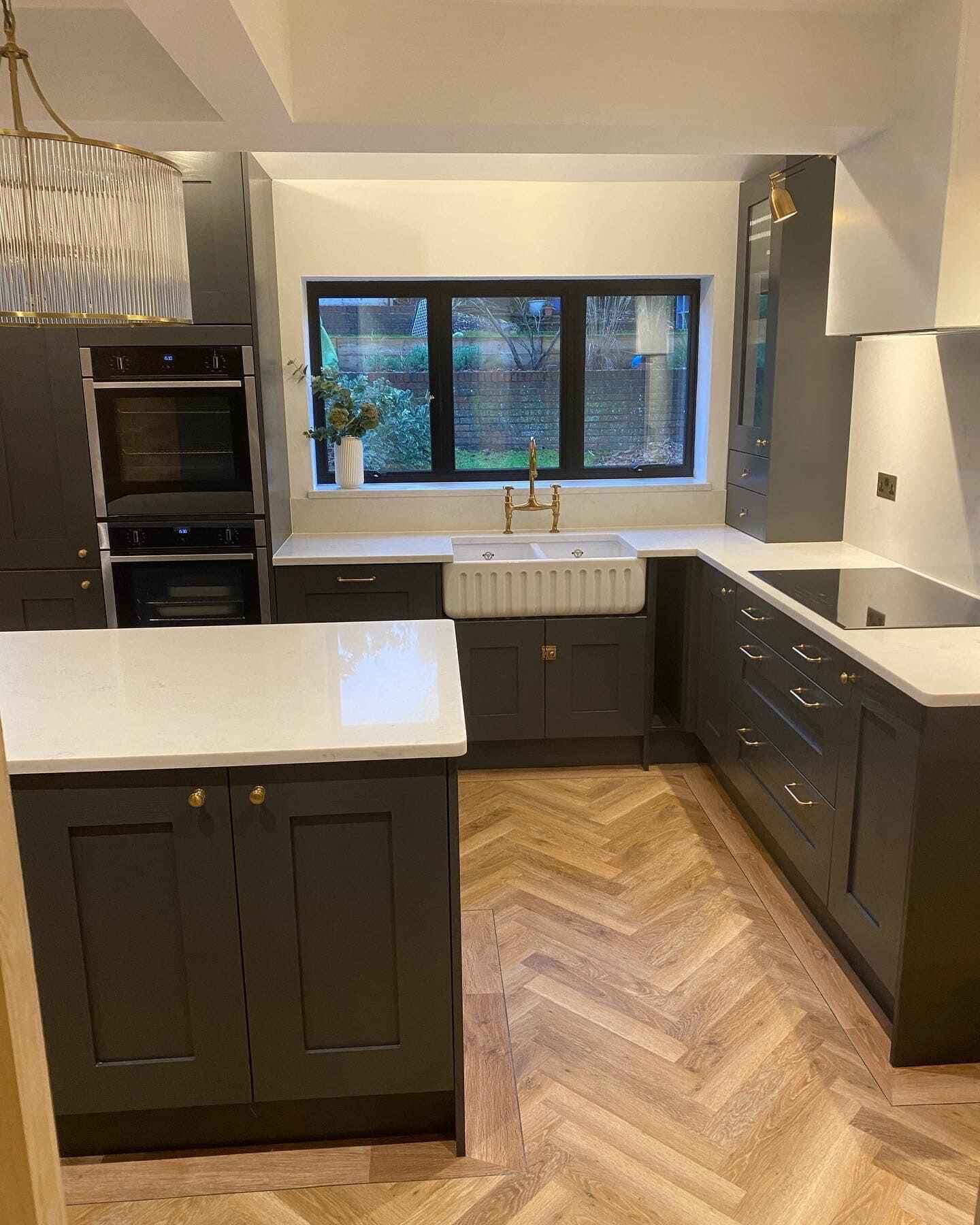 aluminium kitchen windows